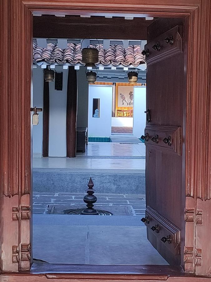 Mangala Heritage By Luxunlock Private Villas Tirukkannapuram Esterno foto