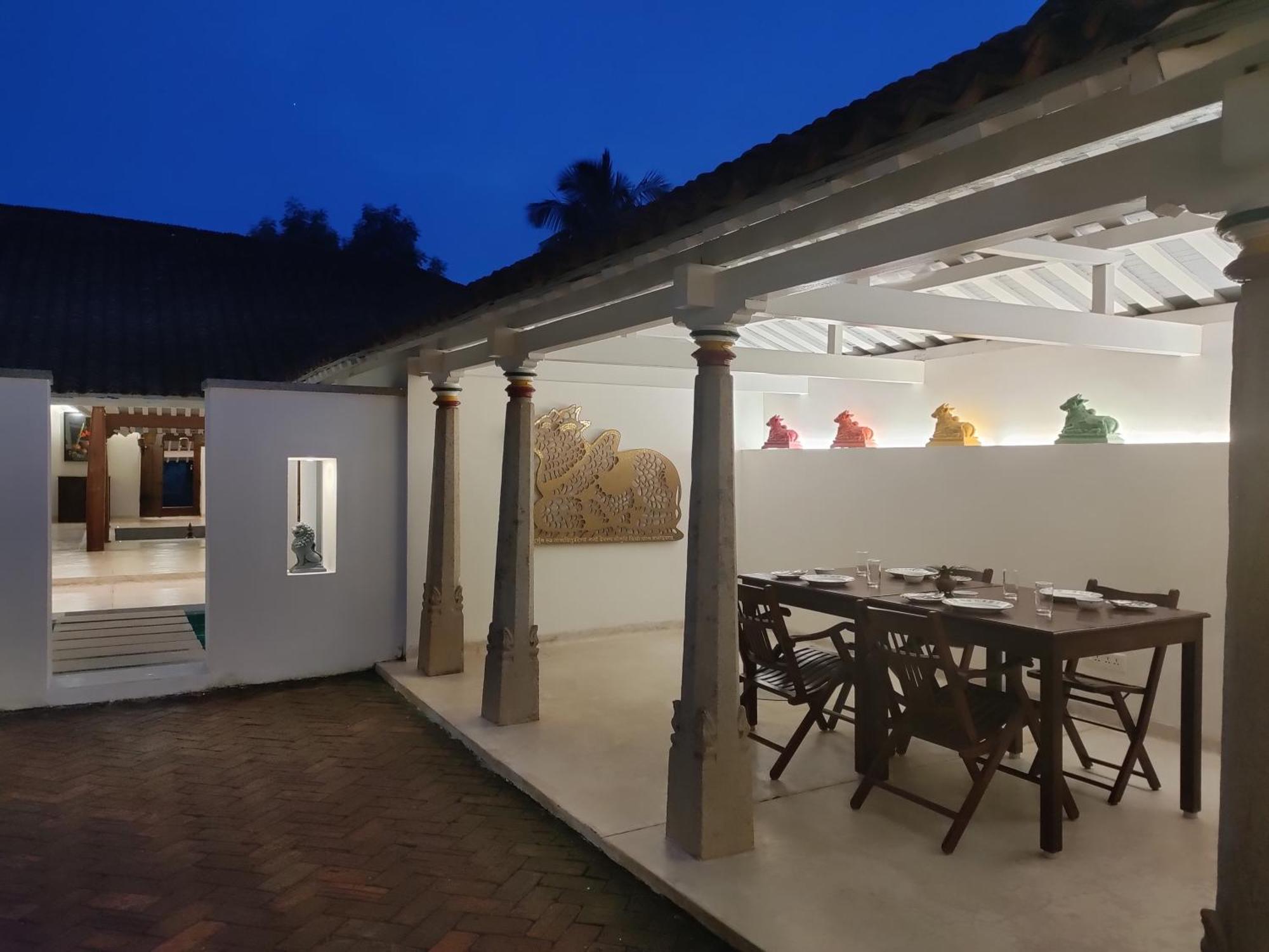 Mangala Heritage By Luxunlock Private Villas Tirukkannapuram Esterno foto